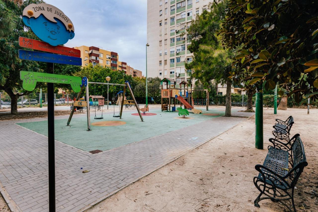 Apartamento Benjamin Rodriguez Alicante Bagian luar foto