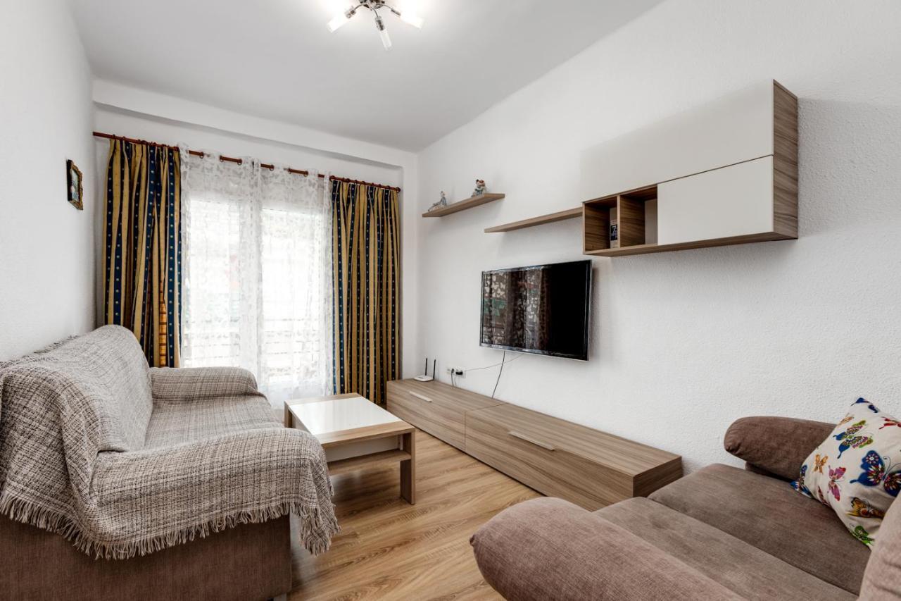 Apartamento Benjamin Rodriguez Alicante Bagian luar foto
